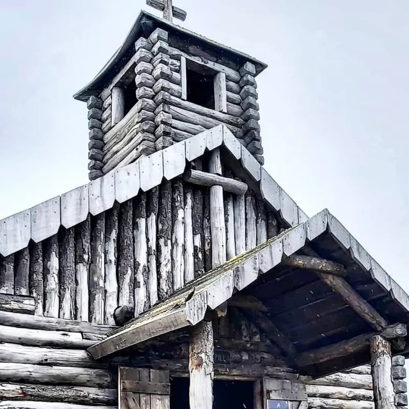 Wooden watchtower at Fuerte Bulnes